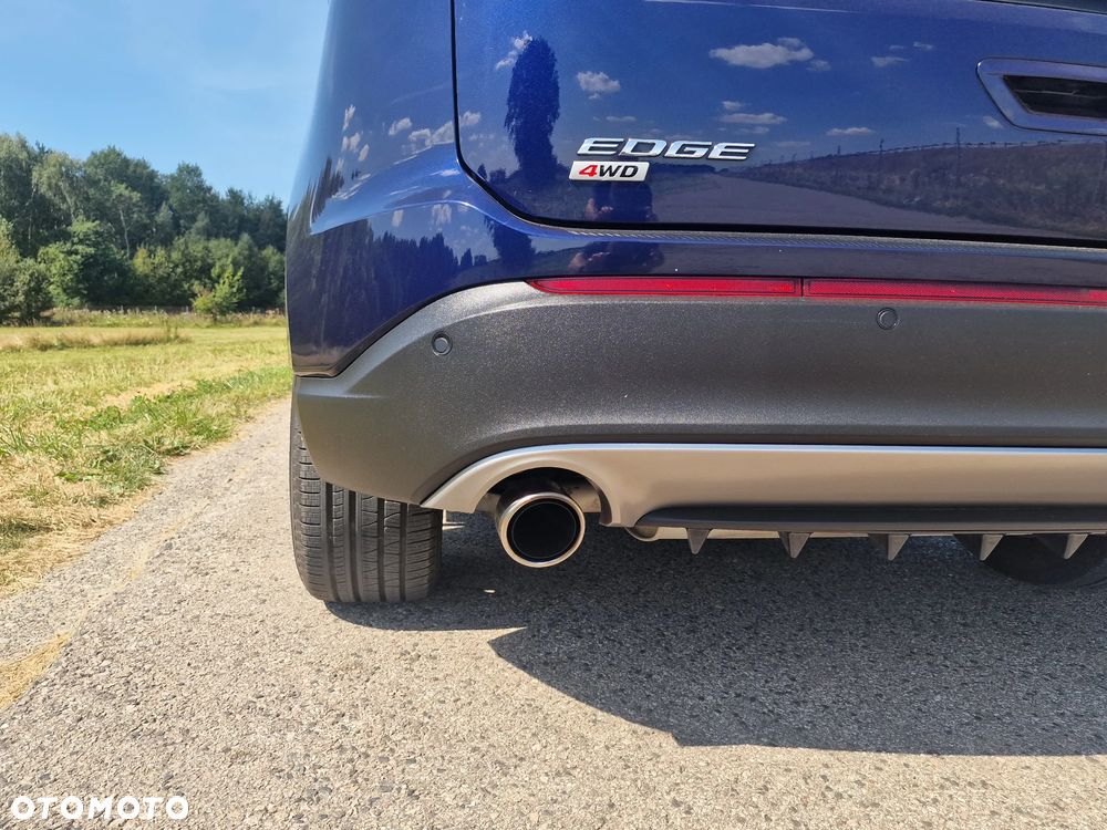 Ford Edge - 10