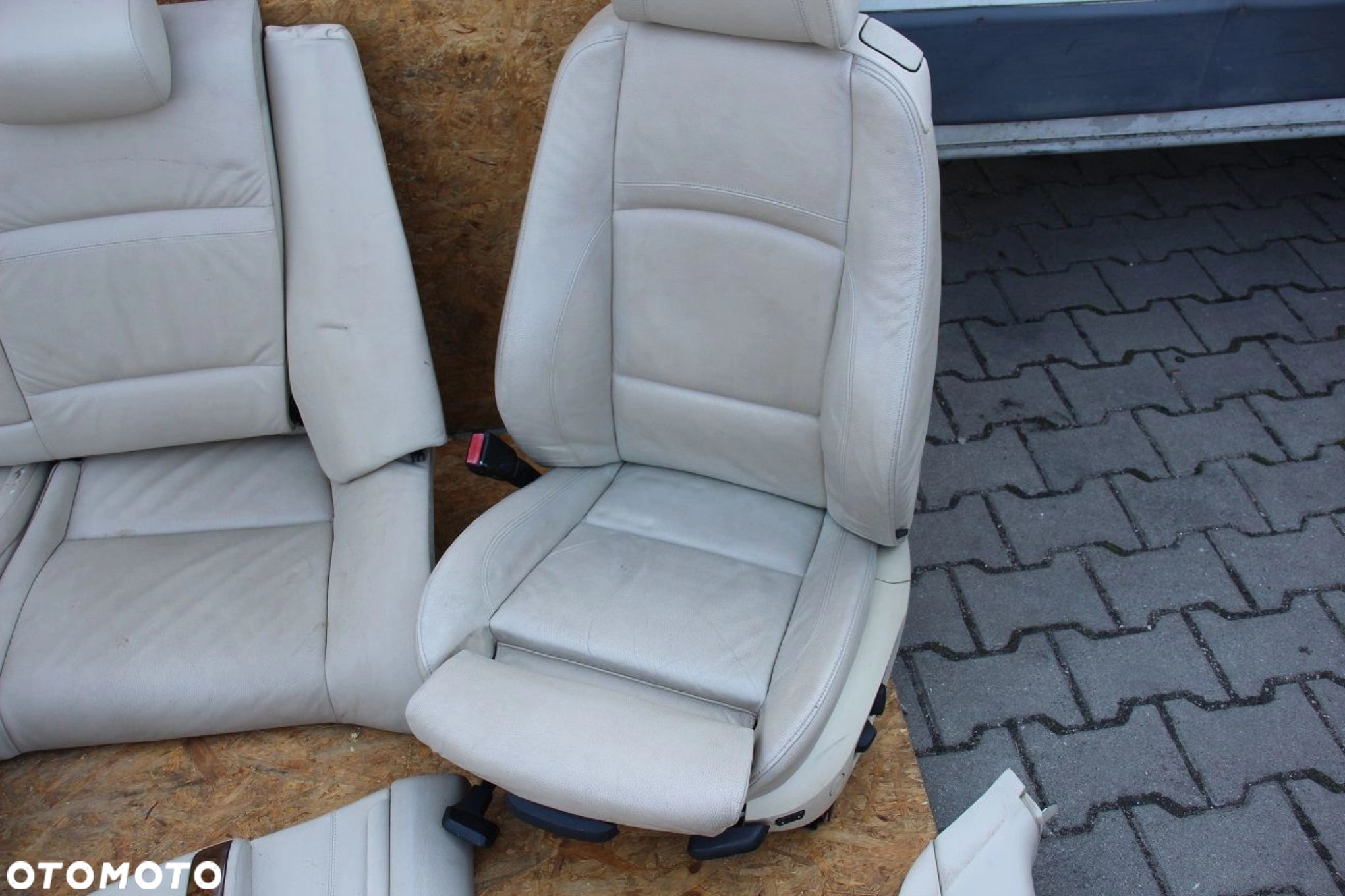 Fotele kanapa boczki BMW e92 coupe skóra sporty sportsitze KOMPLET - 4