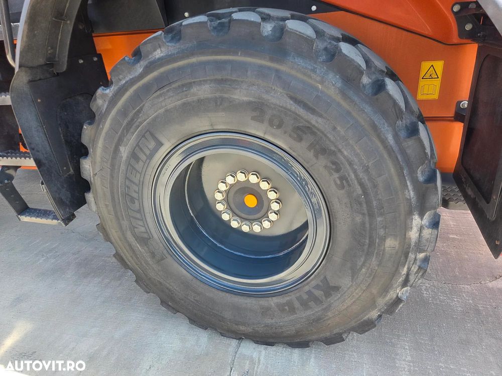 Hitachi ZW180-7, 2022, 3.650h, 13.294km rulati, CUPLA RAPIDA, cupa 3mc, Camera spate si laterale, cantar, gresare automata, Michelin 80% ok, consum mediu 8,9l/h, circ hidr suplm, masa operationala 18t,CA NOU-posibilitate leasing 4 ani-PROMOTIE 99.900 EUR+Tva - 15