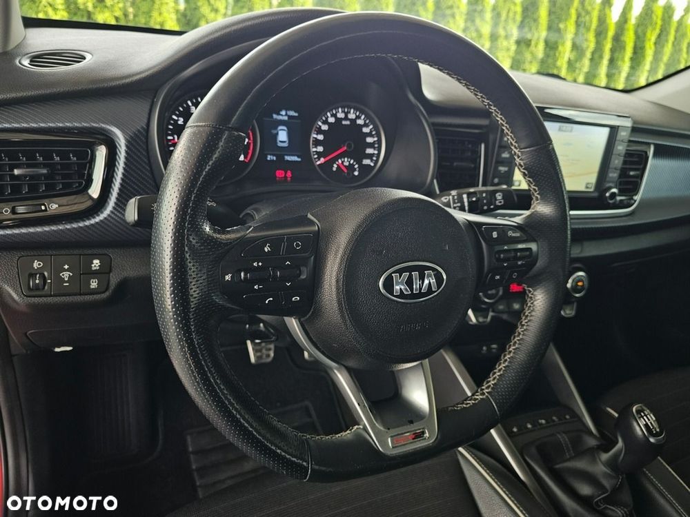 Kia Rio - 14