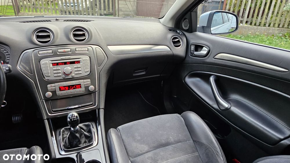 Ford Mondeo 2.0 TDCi Titanium X - 25