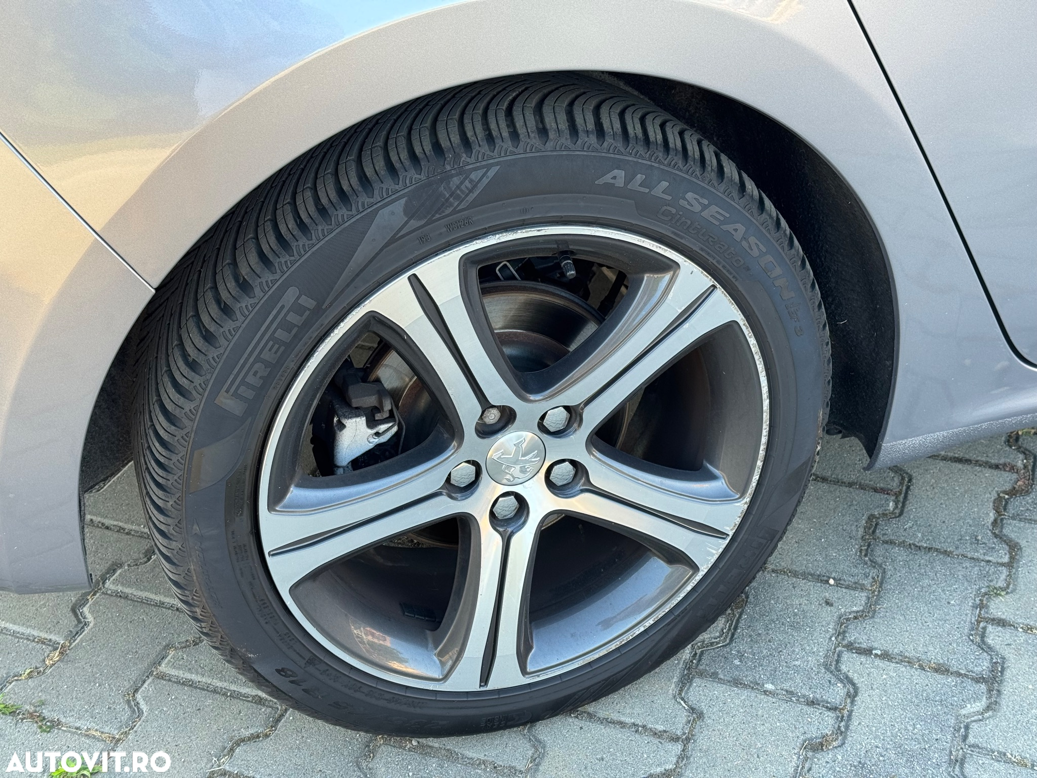 Peugeot 508 SW BlueHDi 180 EAT6 Stop&Start GT - 18