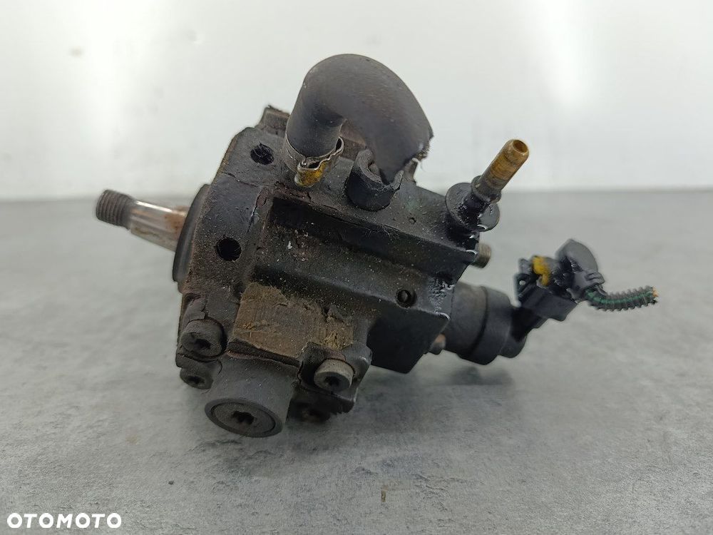 POMPA WTRYSKOWA ALFA ROMEO 159 00551985519 0445010123  BOSCH  2.4 JTDm - 1