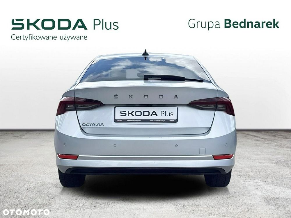 Skoda Octavia 2.0 TDI Ambition DSG - 5