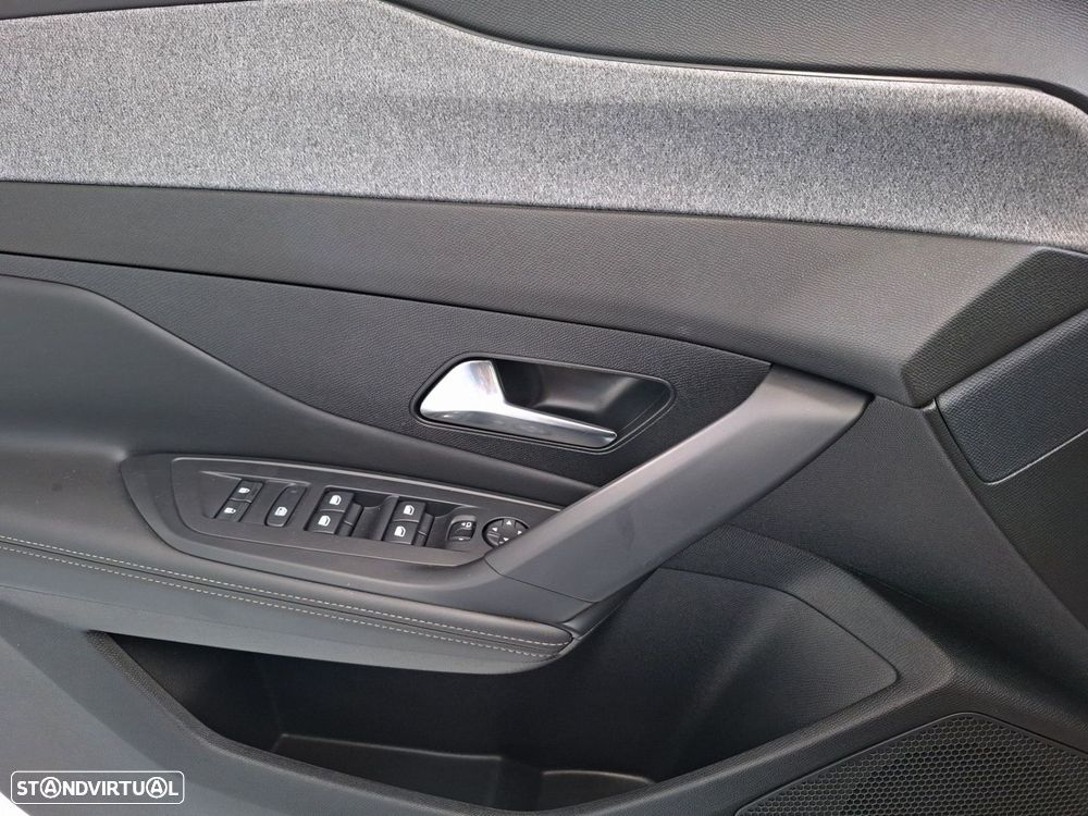 Peugeot 308 1.5 BlueHDi Allure EAT8 - 26