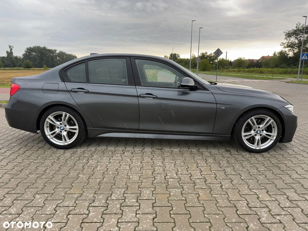 BMW Seria 3 328i Sport-Aut Sport Line - 10