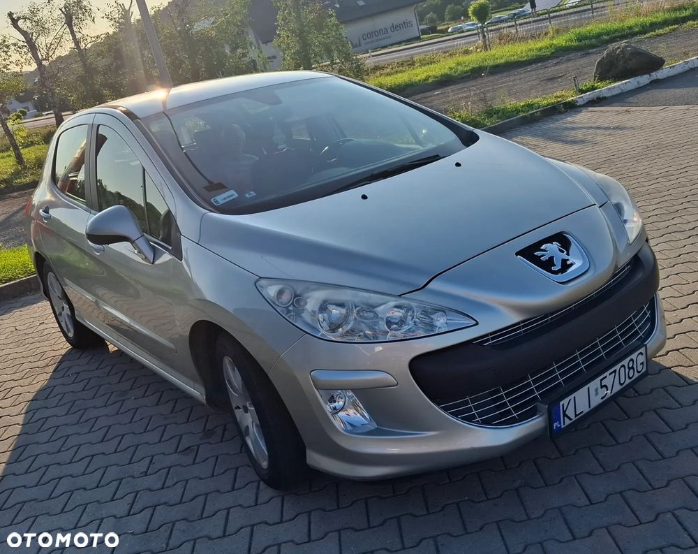 Peugeot 308 - 1