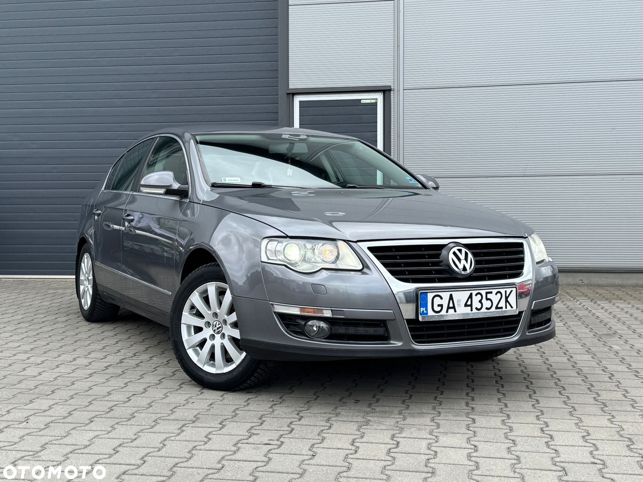 Volkswagen Passat 2.0 TDI Comfortline - 6