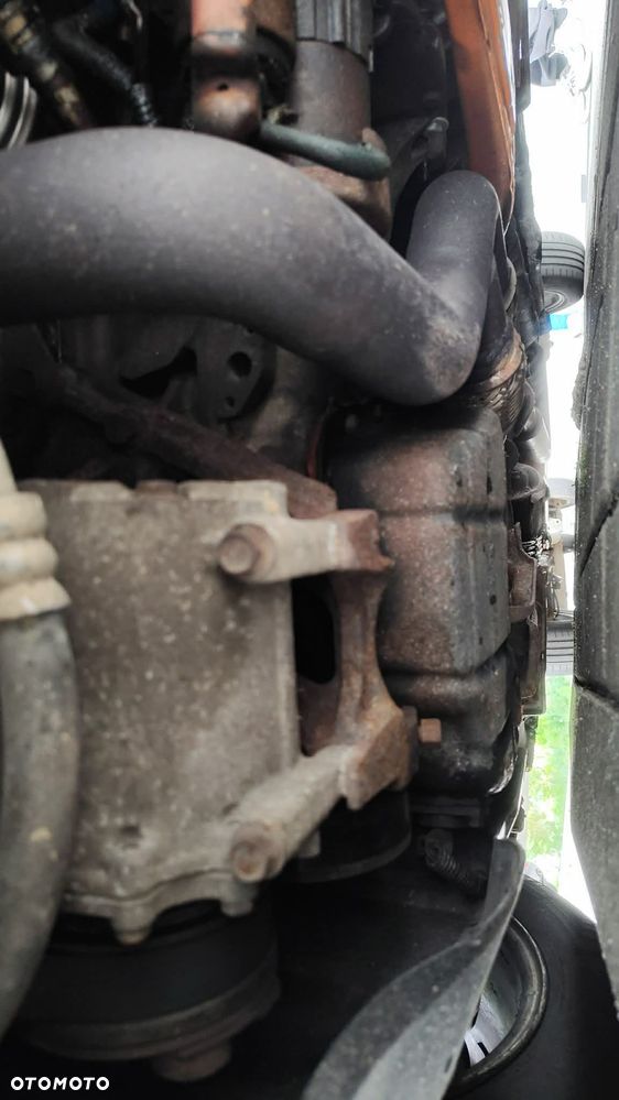 Mitsubishi Galant 2.5 V6 - 18