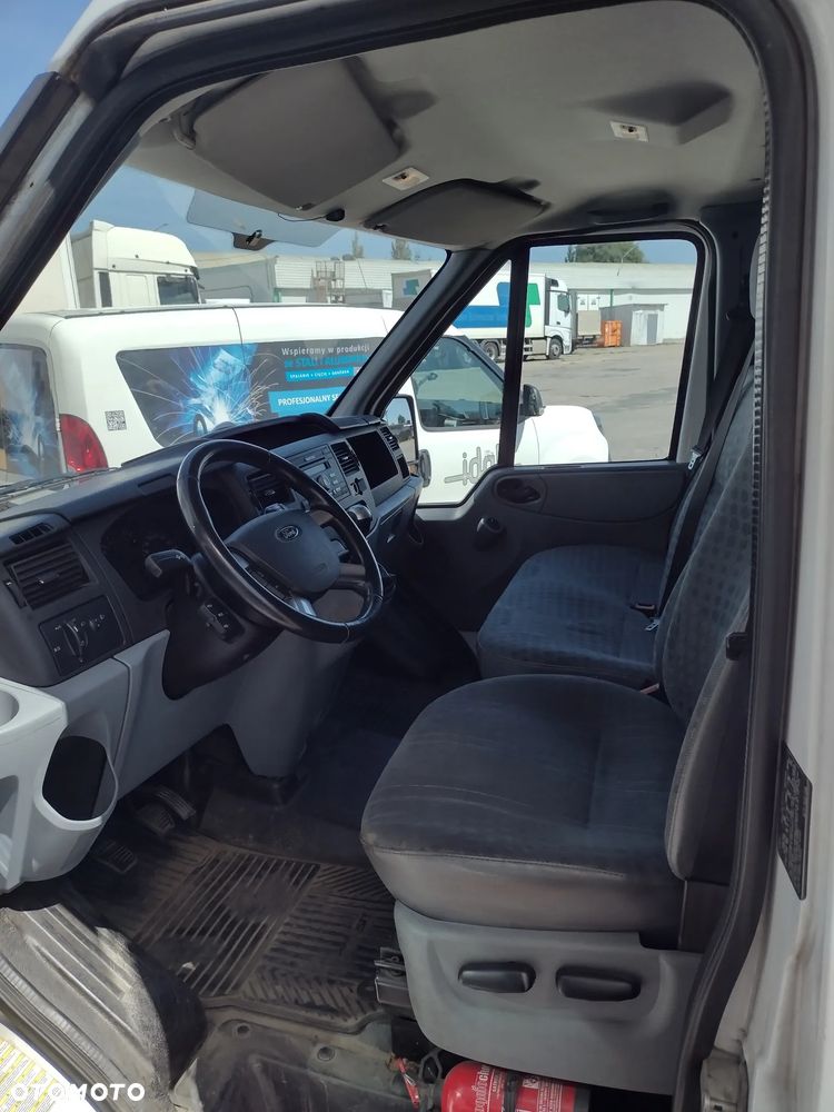 Ford Transit - 5