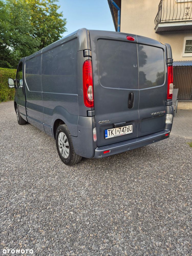 Opel Vivaro - 4