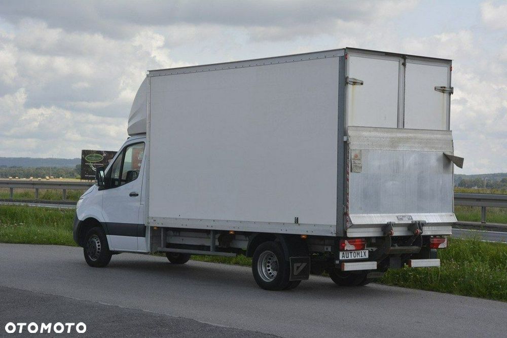 Mercedes-Benz Sprinter - 5