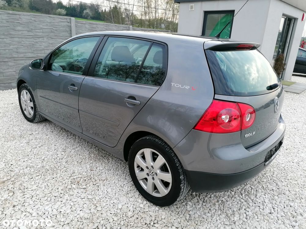 Volkswagen Golf 1.6 Tour - 5