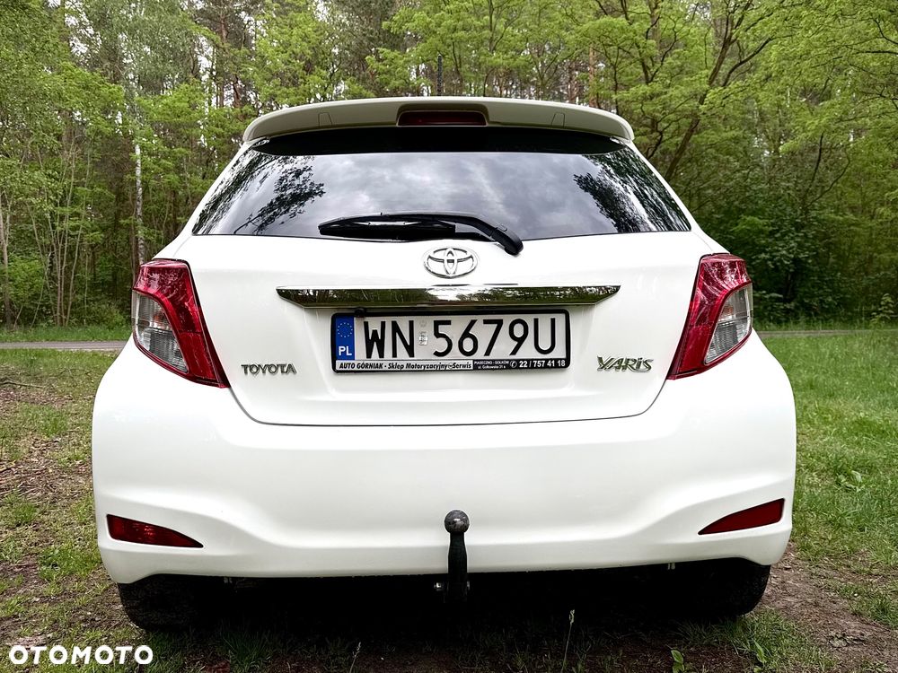 Toyota Yaris - 10