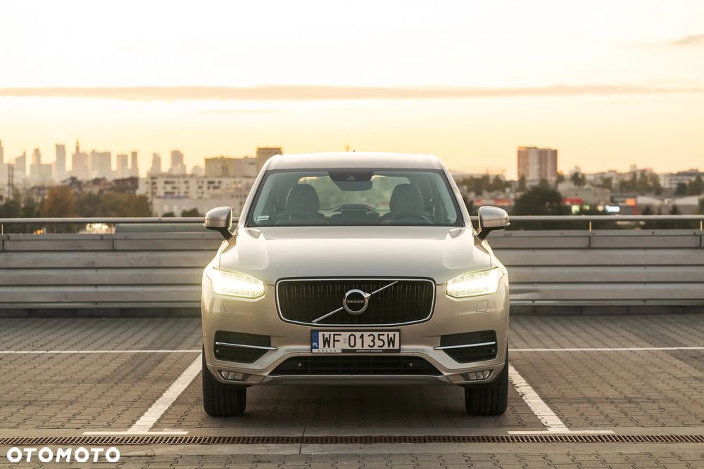 Volvo XC 90 D5 AWD Momentum - 33