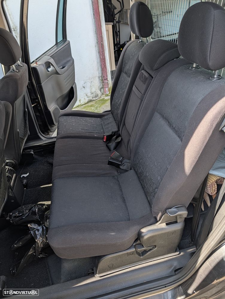 Opel Zafira 2.0 DTi Elegance - 5