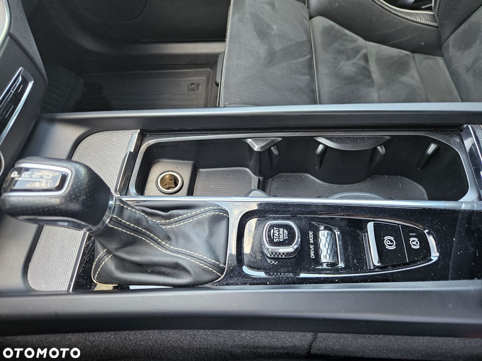 Volvo XC 60 - 21
