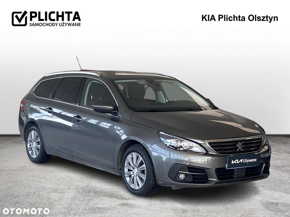 Peugeot 308 - 8