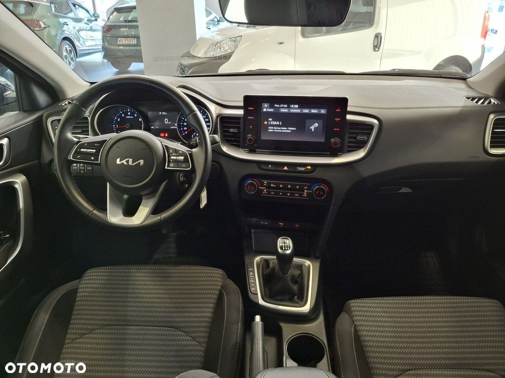 Kia Ceed 1.5 T-GDI M - 20