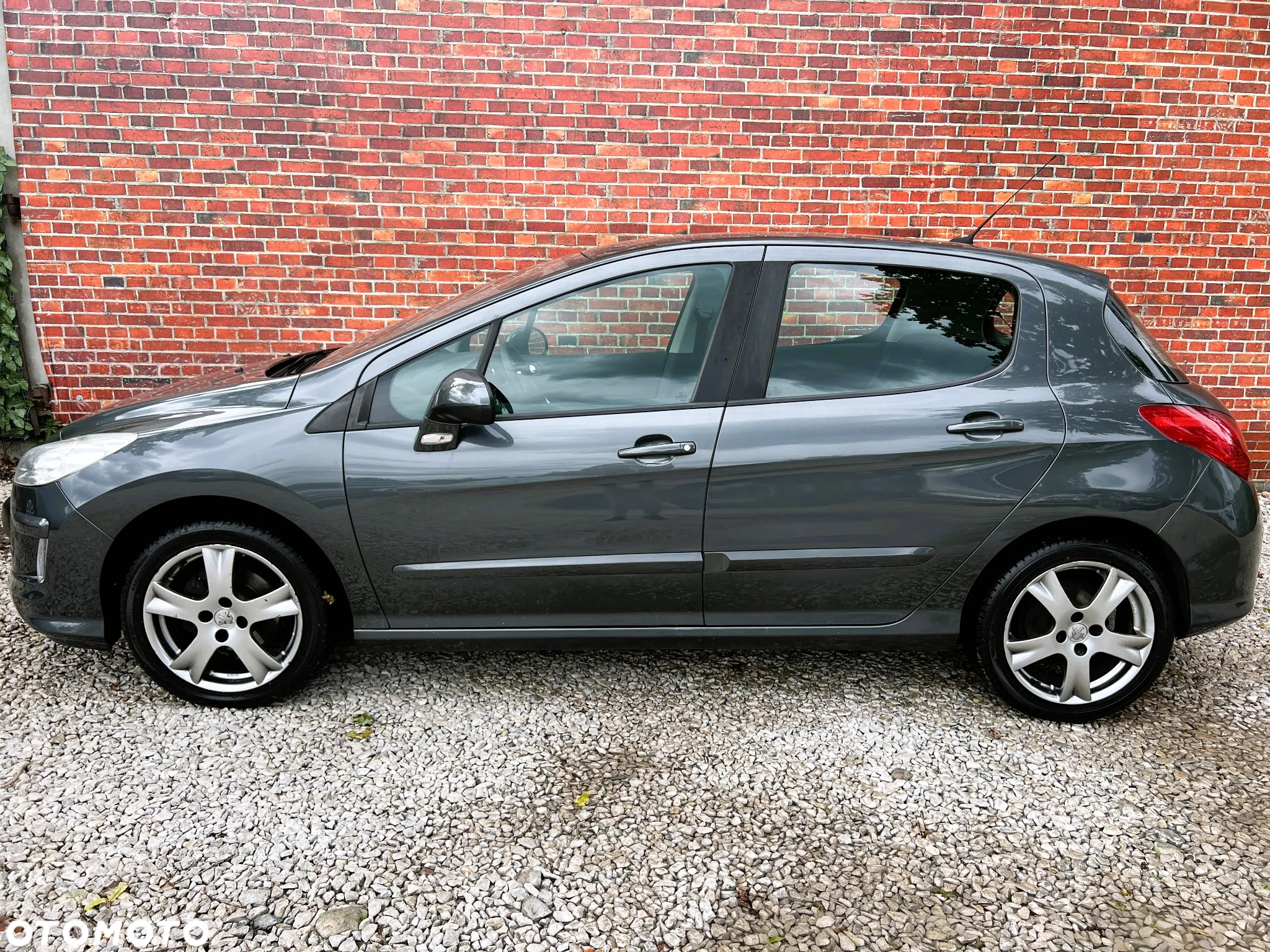 Peugeot 308 - 40