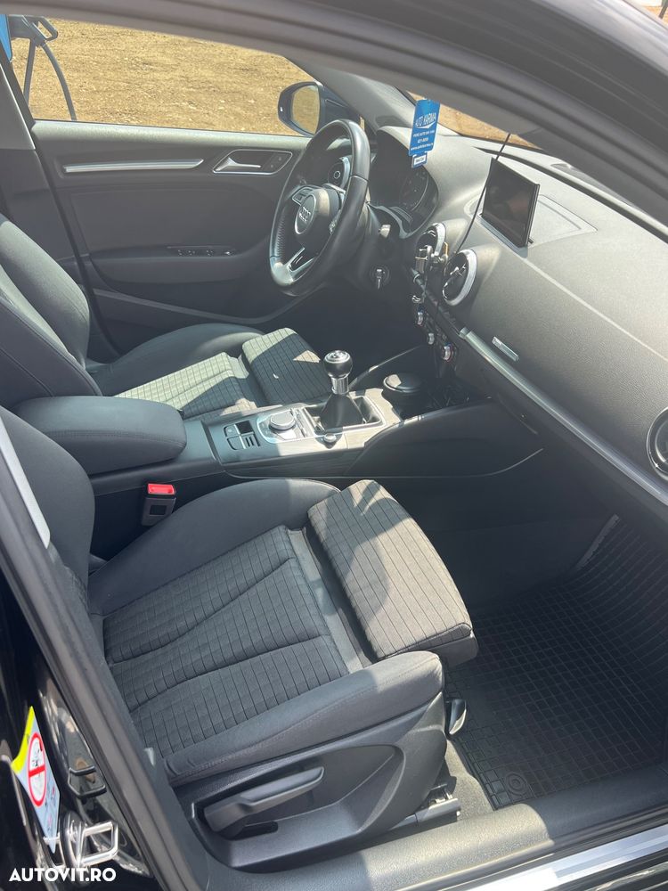 Audi A3 1.6 TDI (clean diesel) Attraction - 19