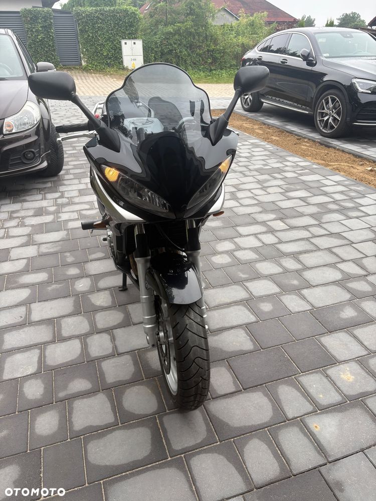 Yamaha FZ6 - 1
