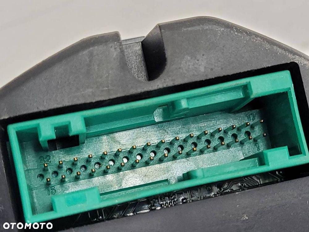 LICZNIK ZEGARY BENZYNA SKODA FABIA II ROOMSTER EU 5J0920841B - 7