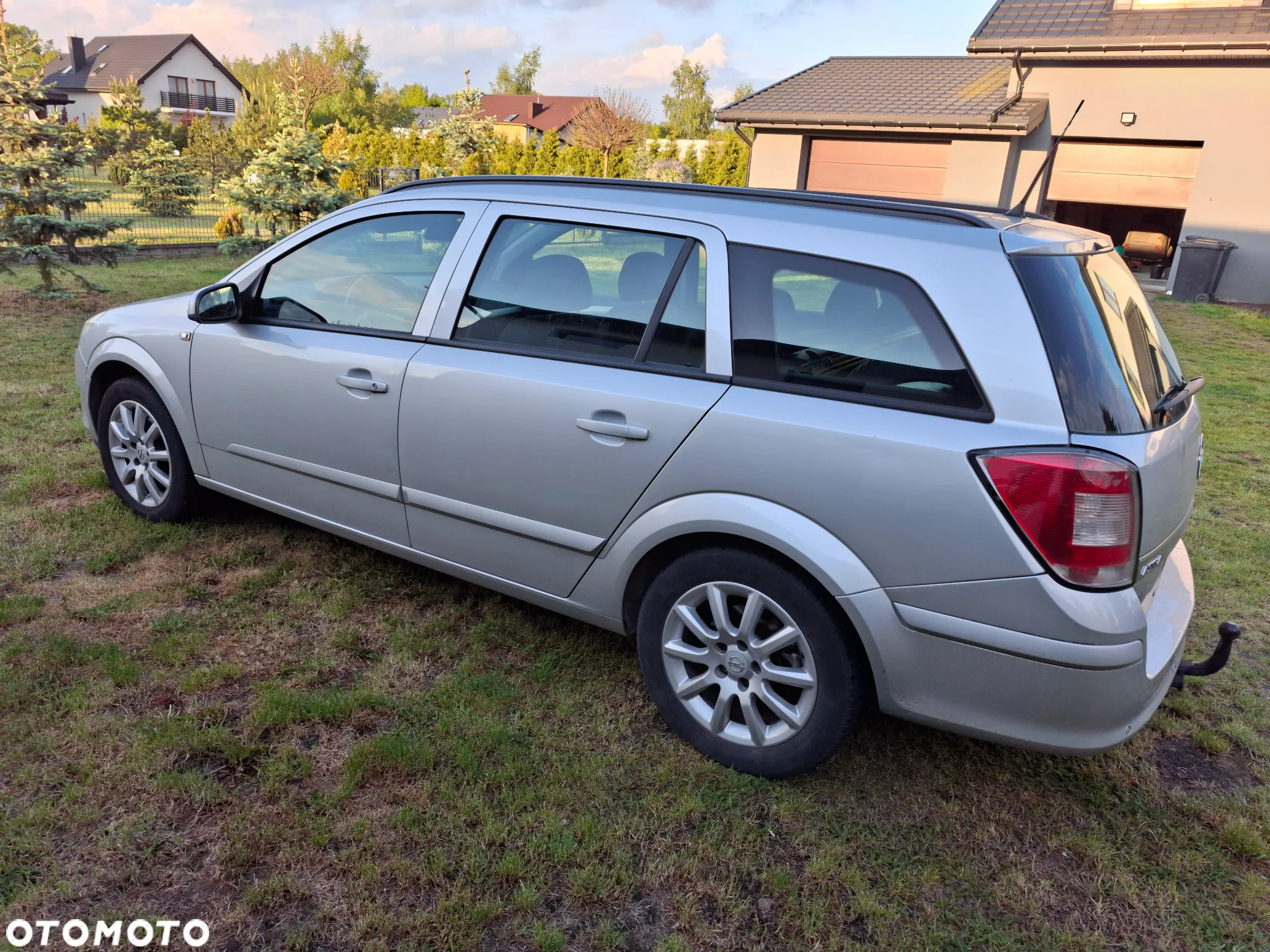 Opel Astra 1.9 CDTI DPF Edition - 8