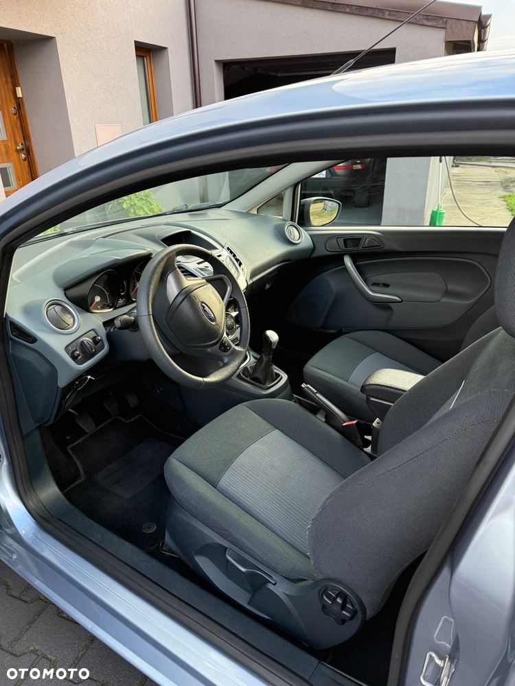Ford Fiesta 1.25 Trend - 26