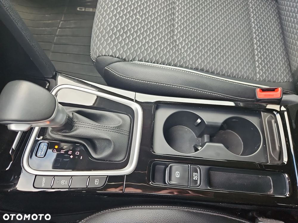 Kia XCeed 1.5 T-GDI L DCT - 13