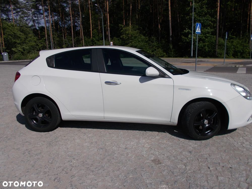 Alfa Romeo Giulietta - 5