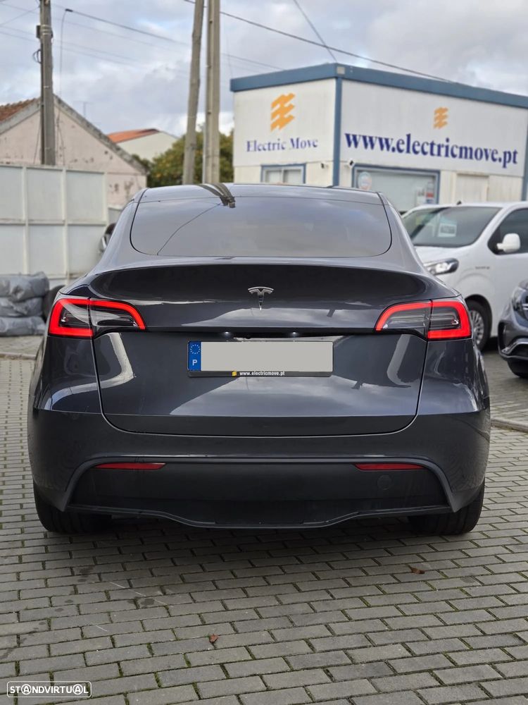 Tesla Model Y RWD - 5