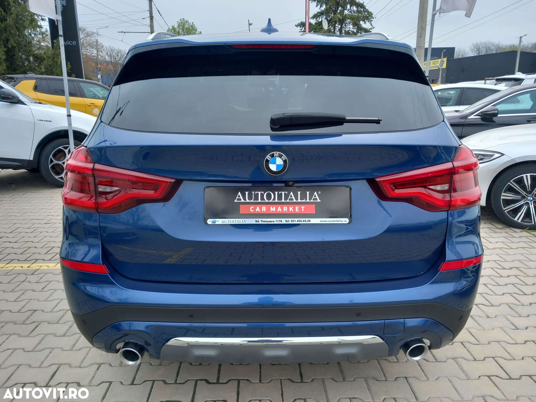 BMW X3 xDrive20d AT Luxury Line - 3