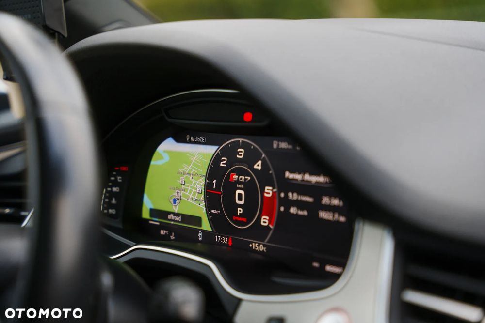 Audi SQ7 - 23