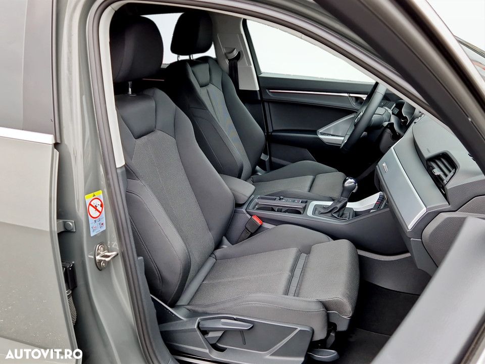 Audi Q3 35 TFSI S tronic - 14