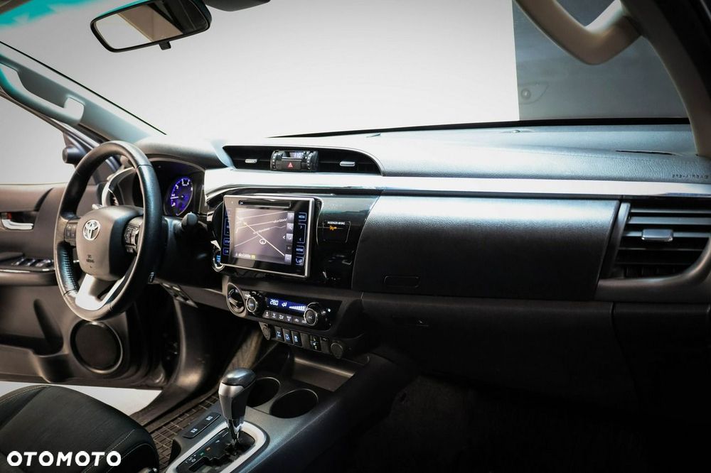 Toyota Hilux - 20
