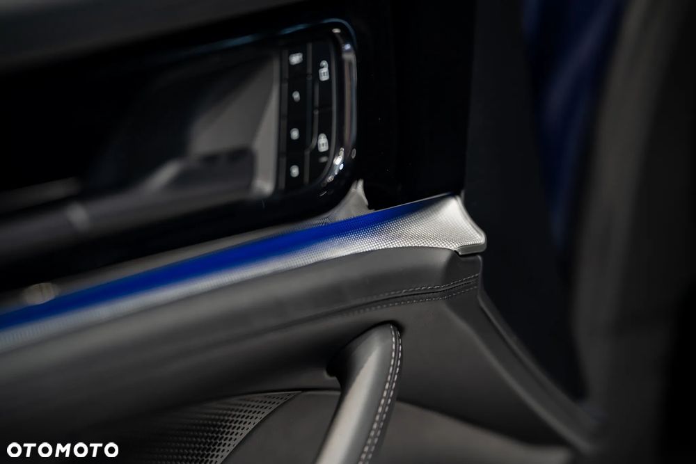 Porsche Panamera 4 - 9