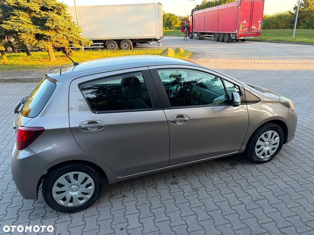 Toyota Yaris 1.33 Active - 5