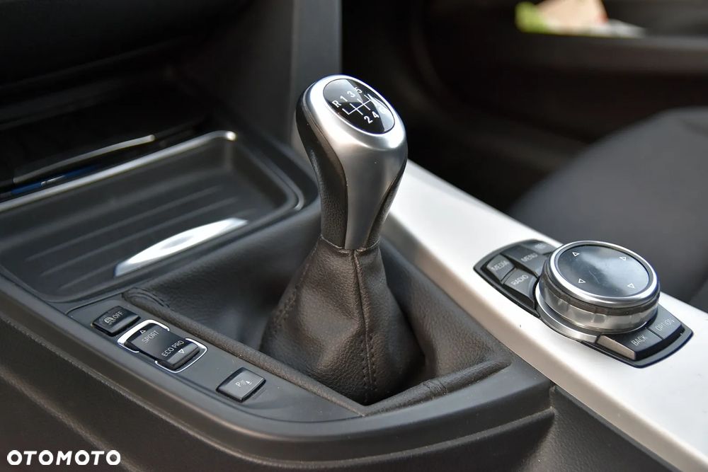 BMW Seria 3 320d - 20