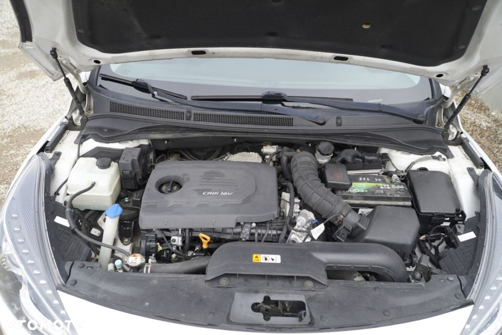 Hyundai i40 1.7 CRDi Comfort + - 28