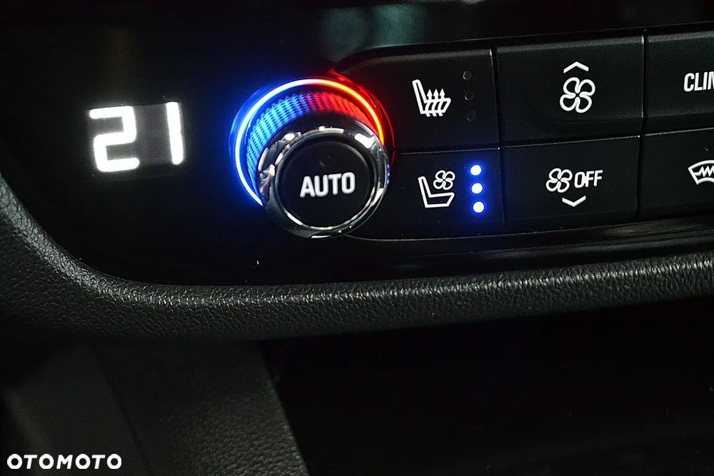 Opel Insignia 2.0 T 4x4 GSi S&S - 34