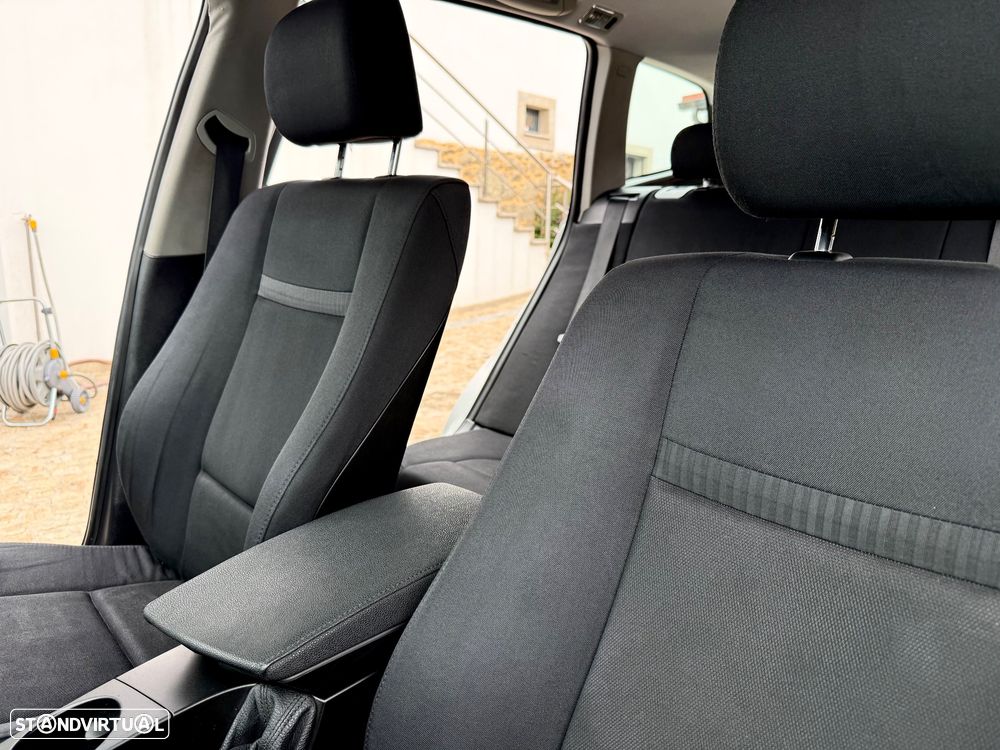 BMW X3 2.0 d — fotografia 34