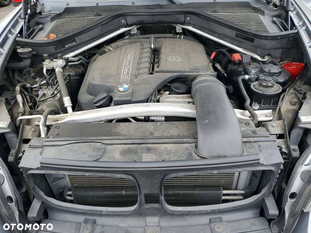 BMW X6 xDrive35i - 12