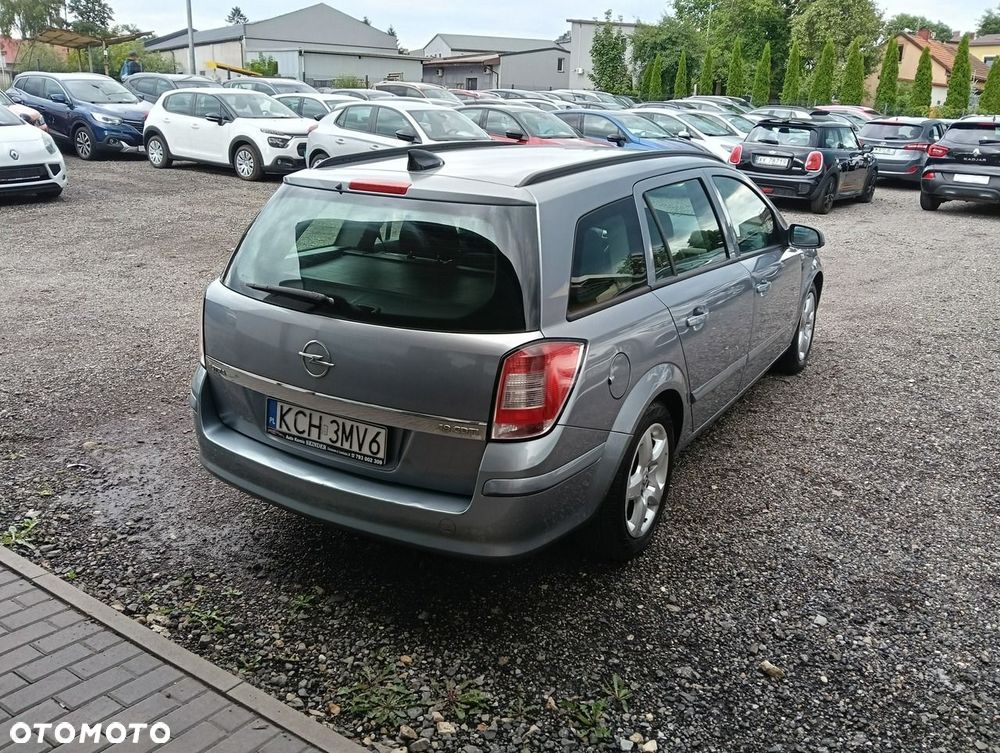 Opel Astra 1.9 CDTI Cosmo - 6