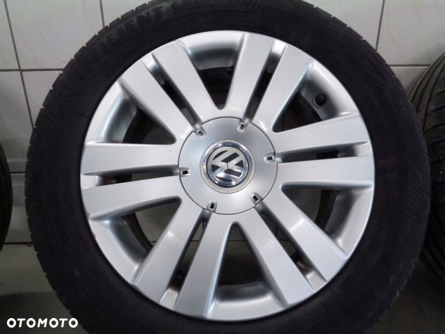 VW FELGI ALUMINIOWE 3C0601025AF 7Jx16H2 ET45 5x112 - 8
