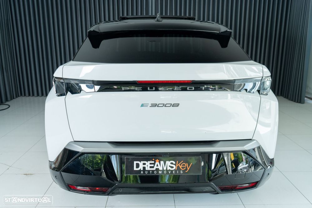 Peugeot E-3008 73 kWh GT - 4
