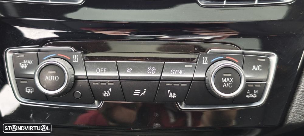 BMW X1 18 d sDrive Auto - 36