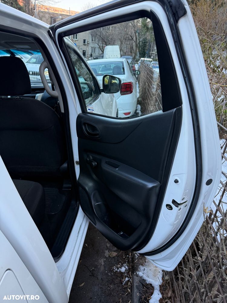 Nissan Navara Double Cab Acenta - 8