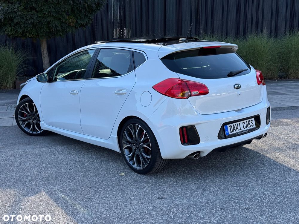 Kia Ceed 1.6 T-GDI GT-Challenge - 16