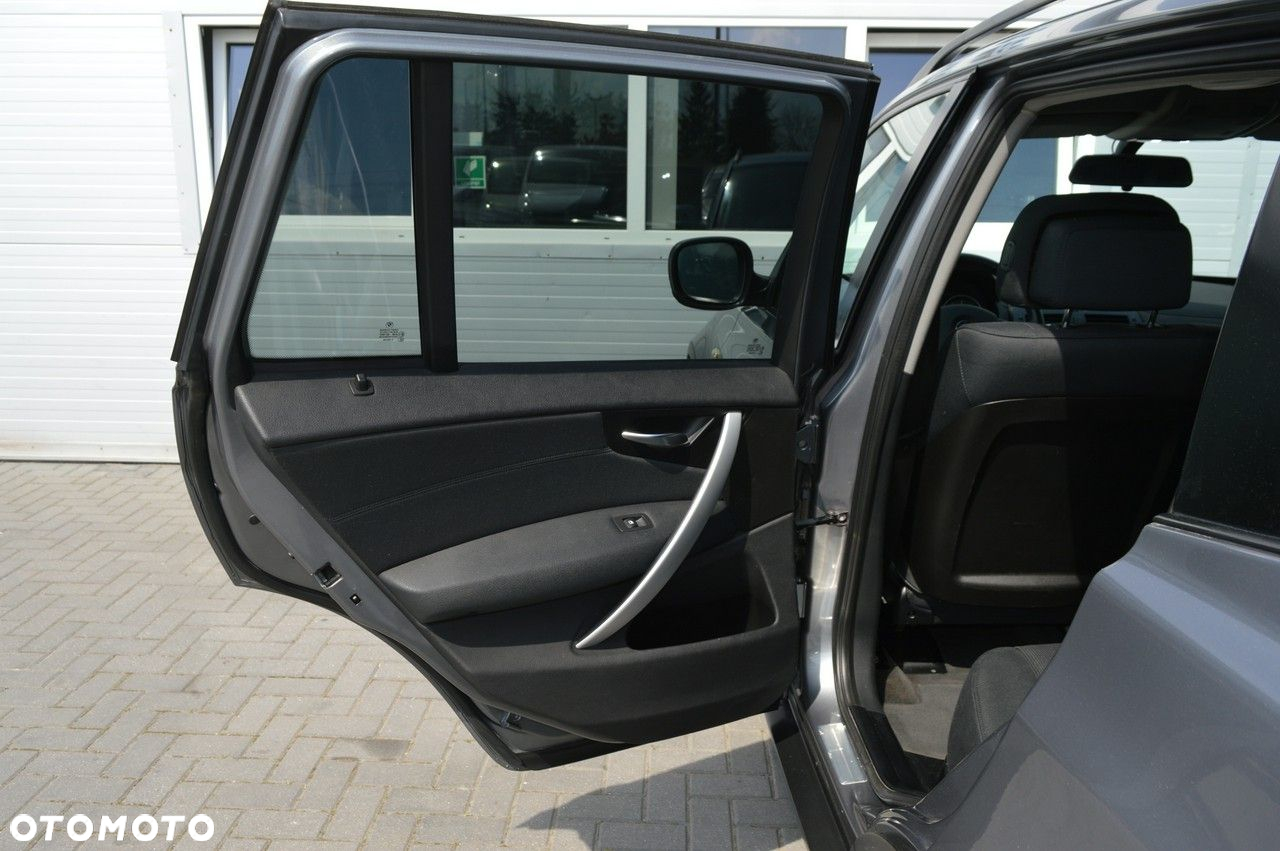 BMW X3 xDrive20d - 33